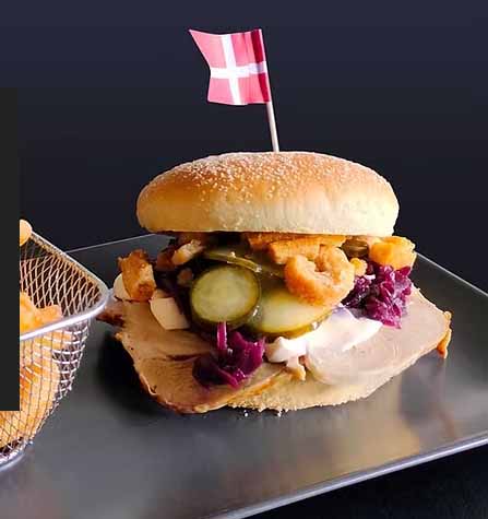 Tinas lille Danmark erbjuder catering i Tomelilla