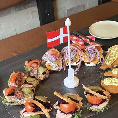Catering på Österlen beställs hos Tinas lille Danmark i Tomelilla